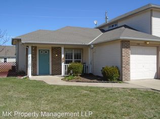 506 Butterfield Rd, Manhattan, KS 66502