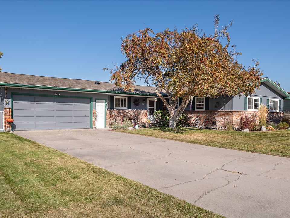 1st image of 3807 Bellecrest Dr