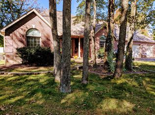 6099 Bramble Wood Ct, Newburgh, IN 47630