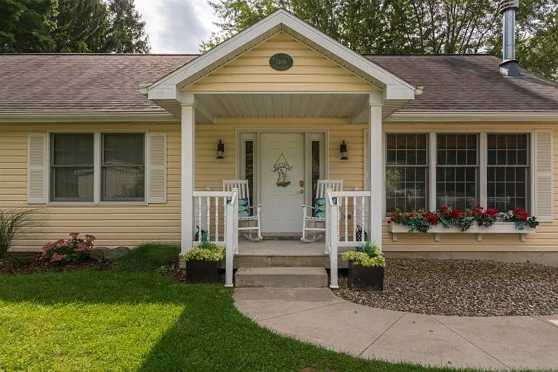 3 bed, 1568 sqft, $1,900 — Photo 4