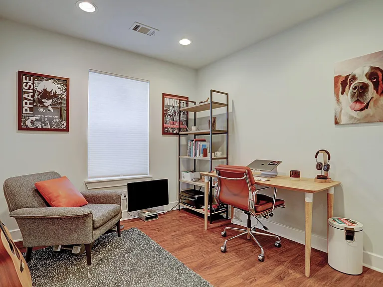 1308 Ruthven St #B — Photo 23