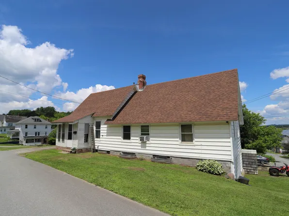 94 Orchard Street, Newport City, VT 05855