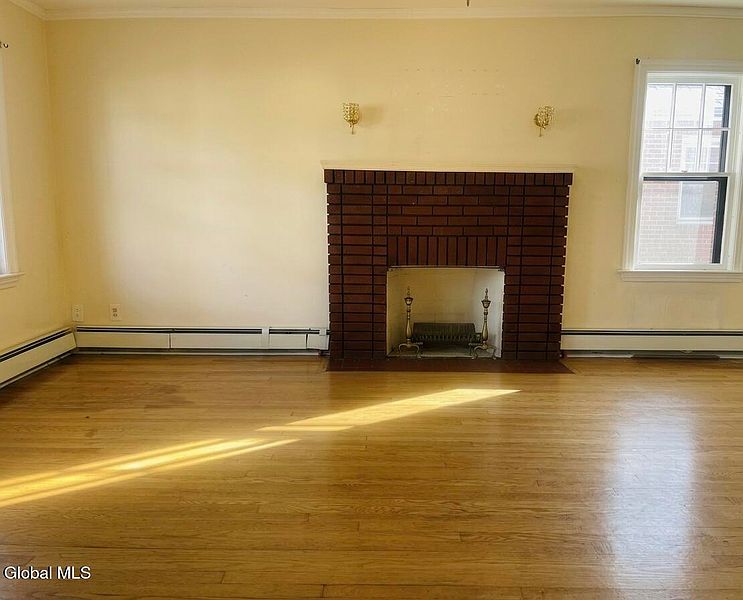 4th image of 130 Van Schoick Avenue