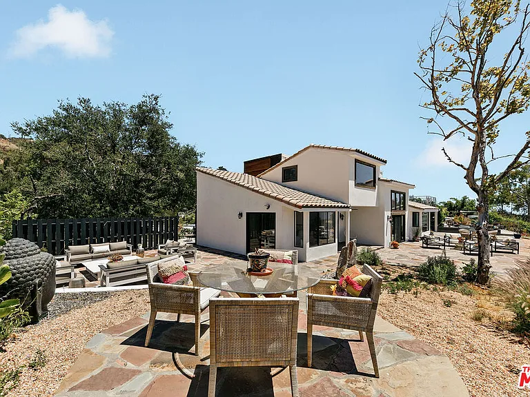 231 Loma Metisse Rd — Photo 42