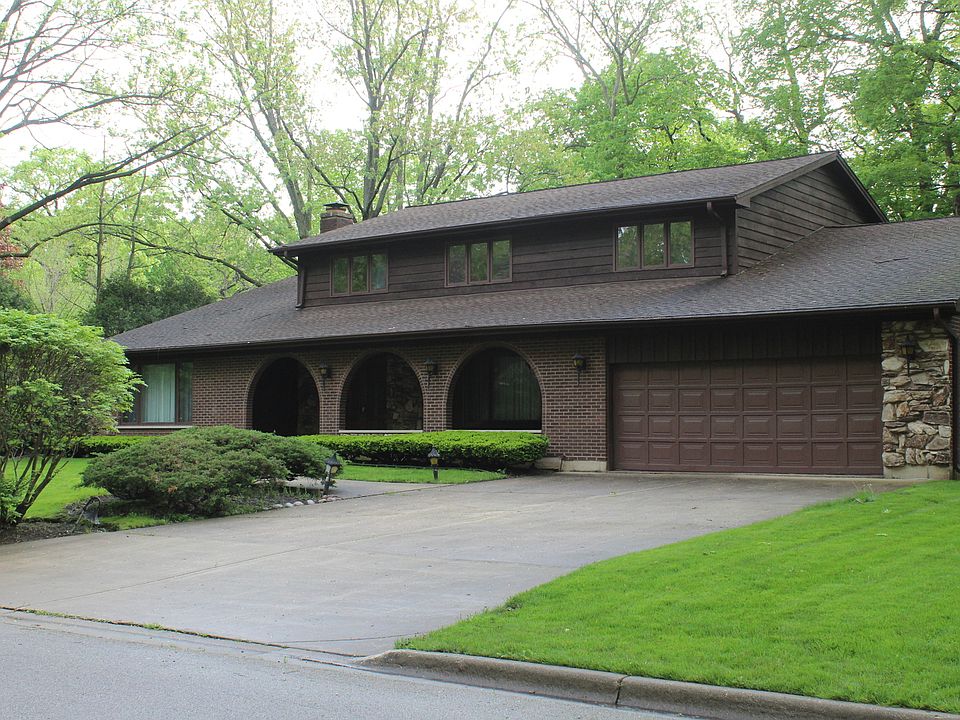 1st image of 66 Lincolnshire Dr