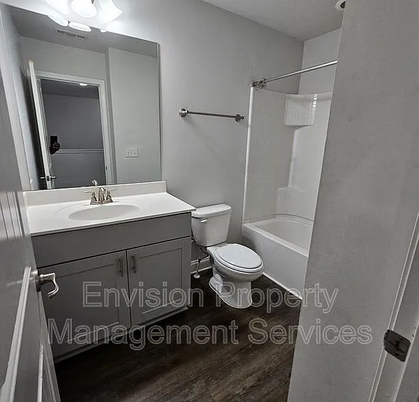 2190 Miranda Dr — Photo 11