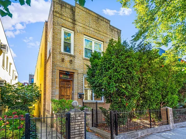 3065 36th St, Astoria, NY 11103