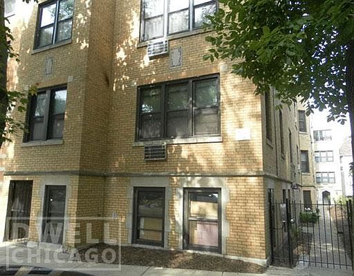 1st image of 3428 N Elaine Pl APT 3W