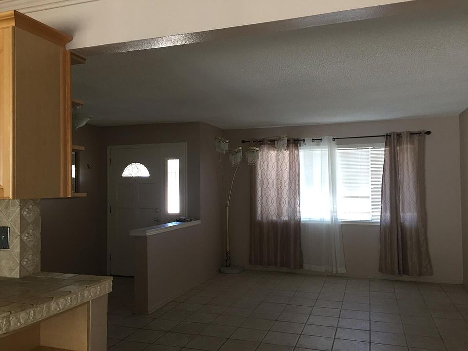 1st image of 3413 W Kimber Dr