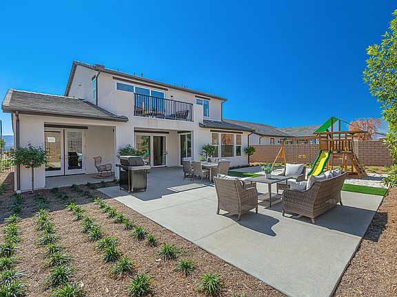 WR Meadow Plan 8 Model Home