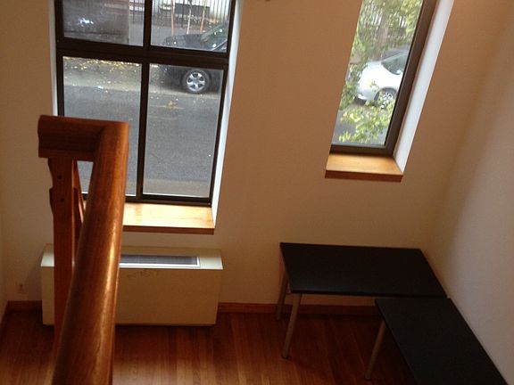 2nd image of 457 W 46th St APT 2C