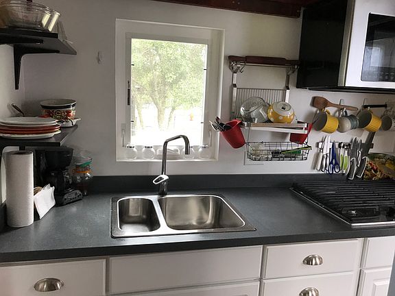 3rd image of 31304 W Hillside Dr