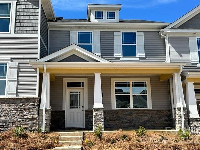 1st image of 13332 Savaine St #182