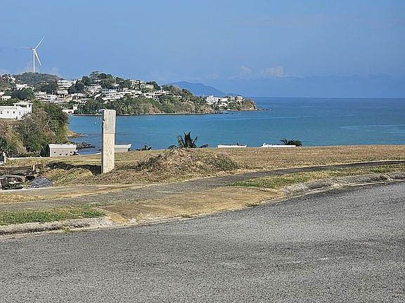 2nd image of 36C Calle Pacifico Mansiones De Playa Hucares