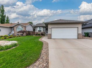 5236 S 22nd St, Lloydminster, AB T9V 3G4