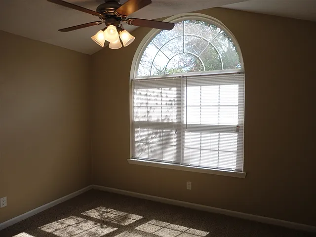 8956 Mallard Green Dr — Photo 13