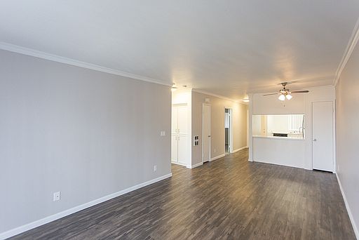 3rd image of 13850 Mango Dr APT 22