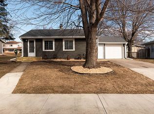 217 E Farmer St, Spring Valley, MN 55975