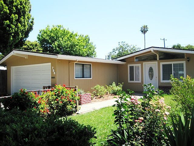 1st image of 786 Lakemuir Dr