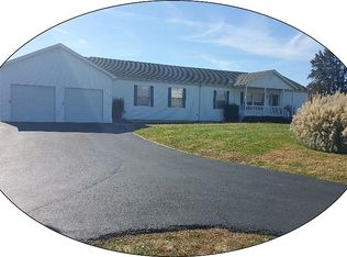 10446 Wine Hill Rd, Chester, IL 62233