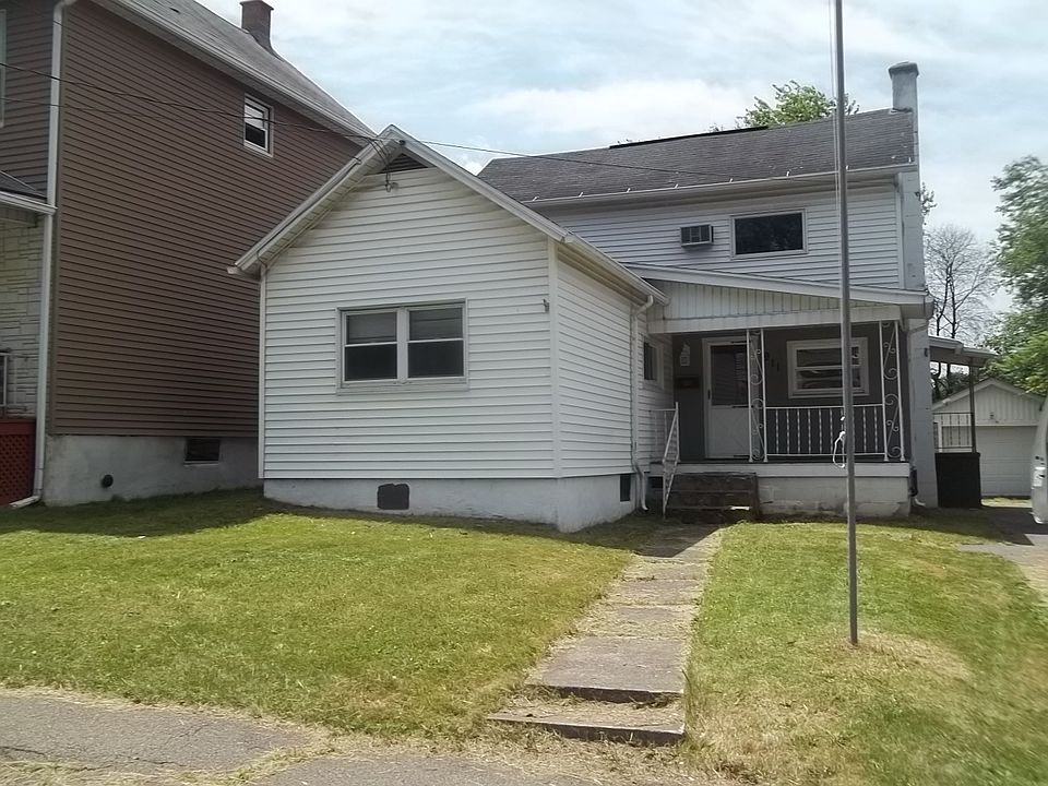1st image of 911 E Lackawanna Ave