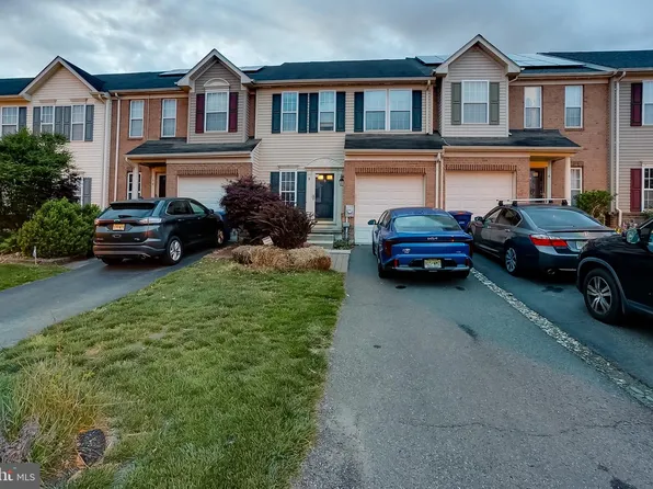 8 Peppermint Dr, Lumberton, NJ 08048