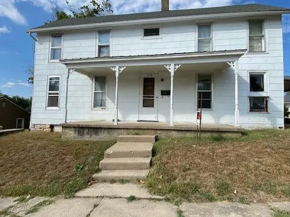 416 W Church St, Palmyra, MO 63461