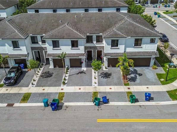 23256 SW 110th Ave, Homestead, FL 33032