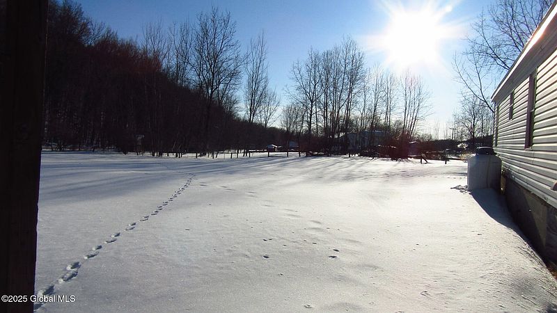 4th image of 600 County Route 45