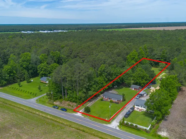 232 Old Savannah Road, Burgaw, NC 28425