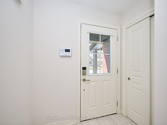 5th image of 289 Silverwood Ave