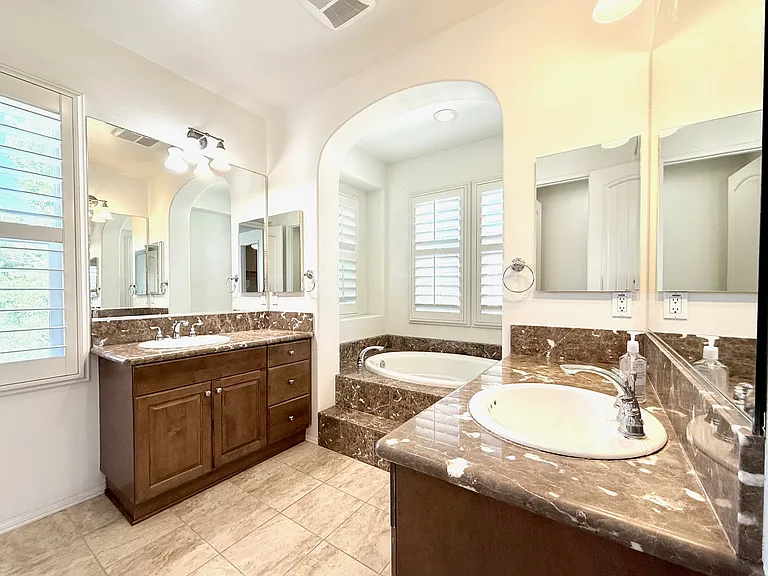 19921 Calabria Ct — Photo 18