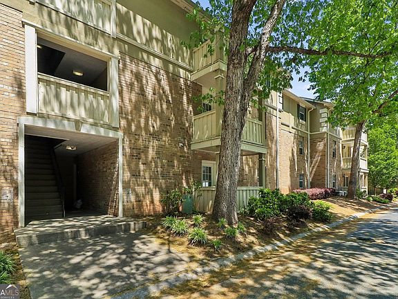 4th image of 6900 Roswell Rd APT Q29