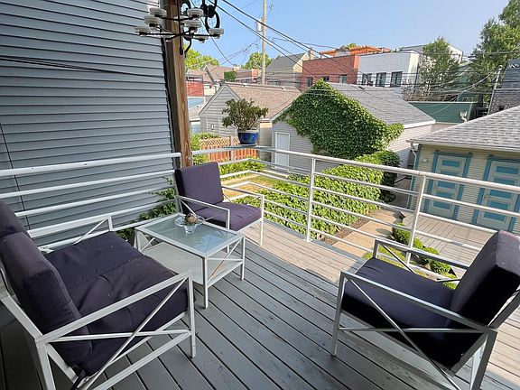 3rd image of 1437 W School St #2