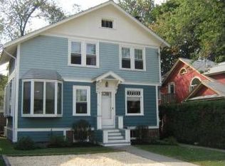 21 Mount Hope Ave, Providence, RI 02906