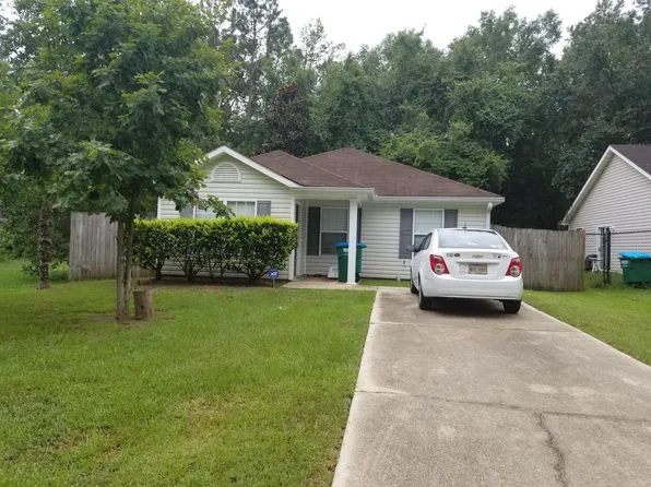 1409 Whitewood Dr, Gautier, MS 39553