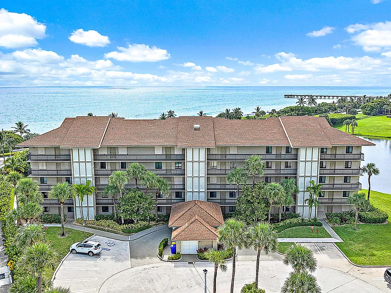 101 S Seas Dr #105 — Photo 27