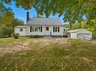 357 Hickory St, Suffield, CT 06078