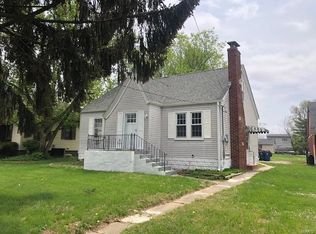 3 W Elm St, Alton, IL 62002