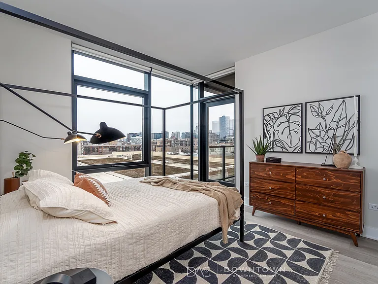 1060 W Van Buren St #709 — Photo 4