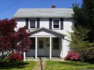 975 Kinzley Ct, Staunton, VA 24401