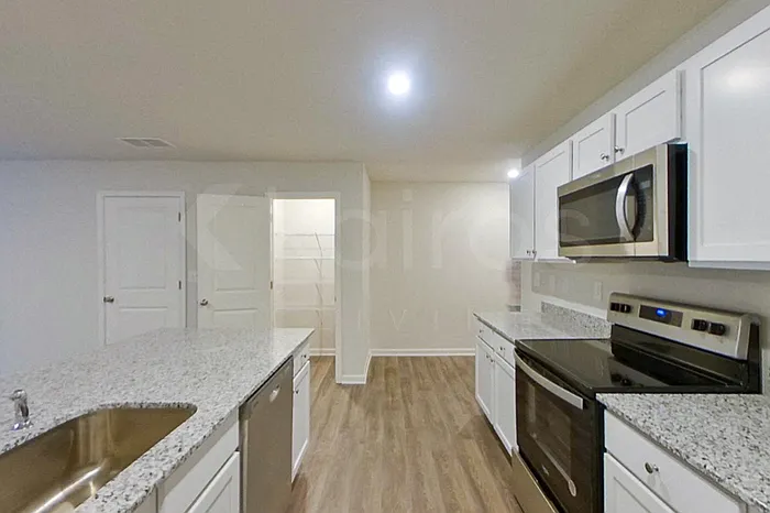 320 Ironwood Ct — Photo 5