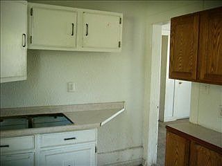 4th image of 1016 Lafayette St