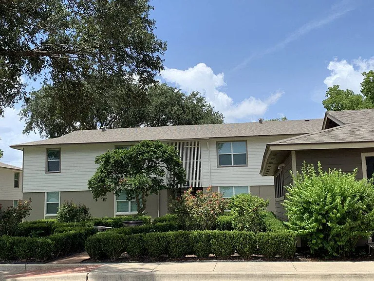 Treemont Apartments — Photo 38