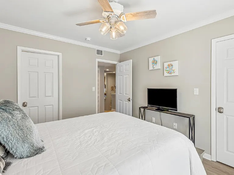 3 Shelter Cove Ln #7438 — Photo 25