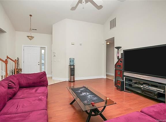 5th image of 11110 Caroline Whitney Cir