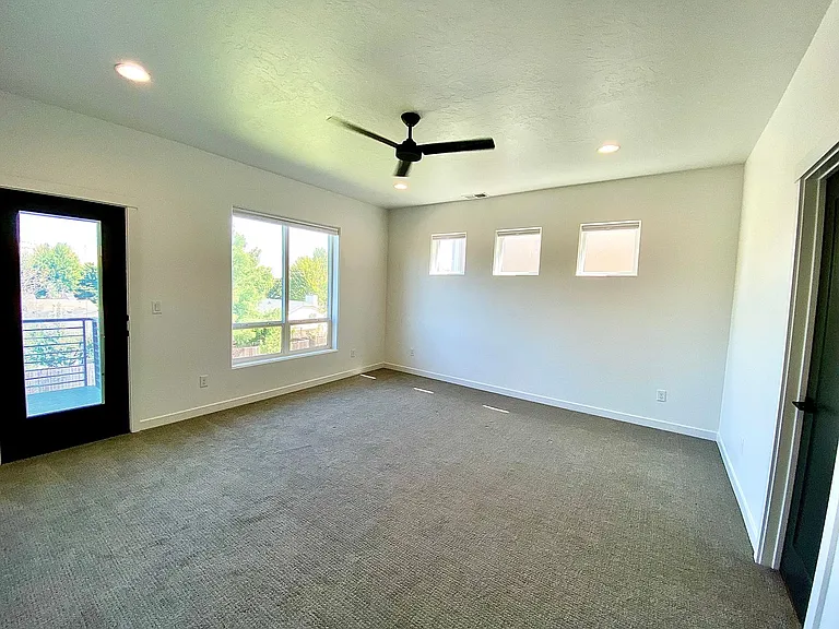 1258 E Echelon Ridge Ln — Photo 23
