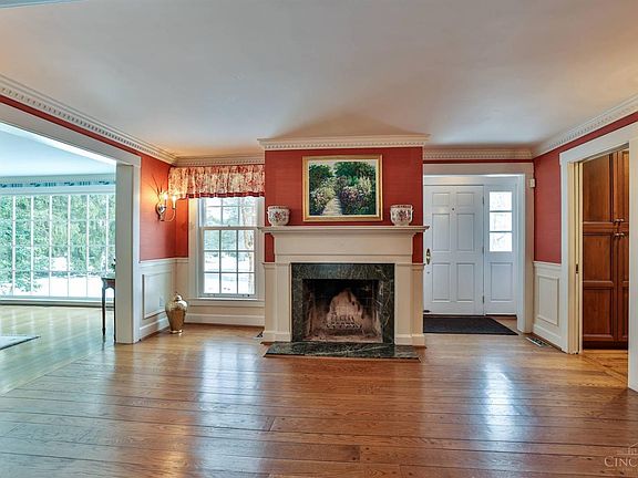 4th image of 5000 Willow Hills Ln