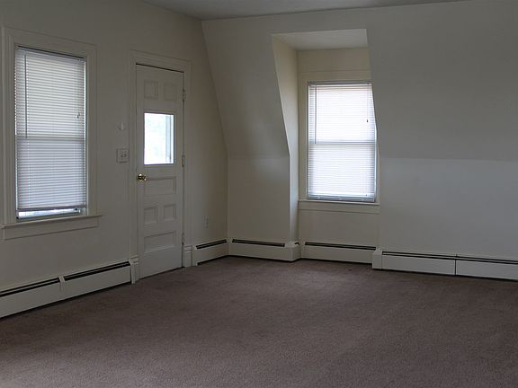 IMG_1222 Living room
