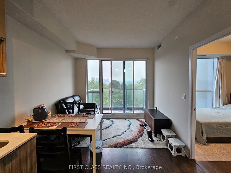 52 Forest Manor Rd #418